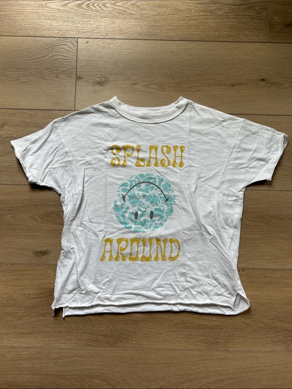 Aerie XS white tshirt “splash around”